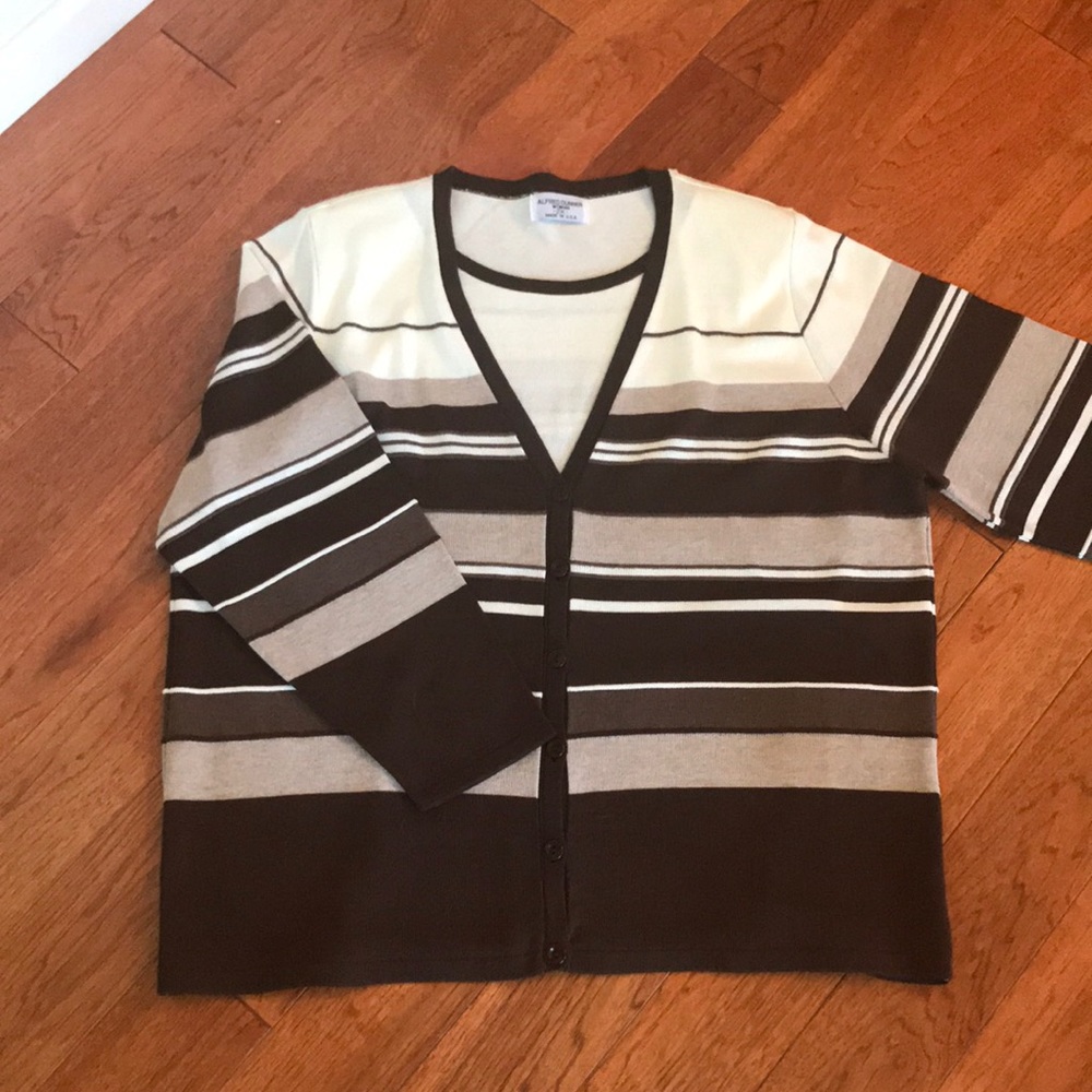 NWOT Alfred Dunner Women’s sweater